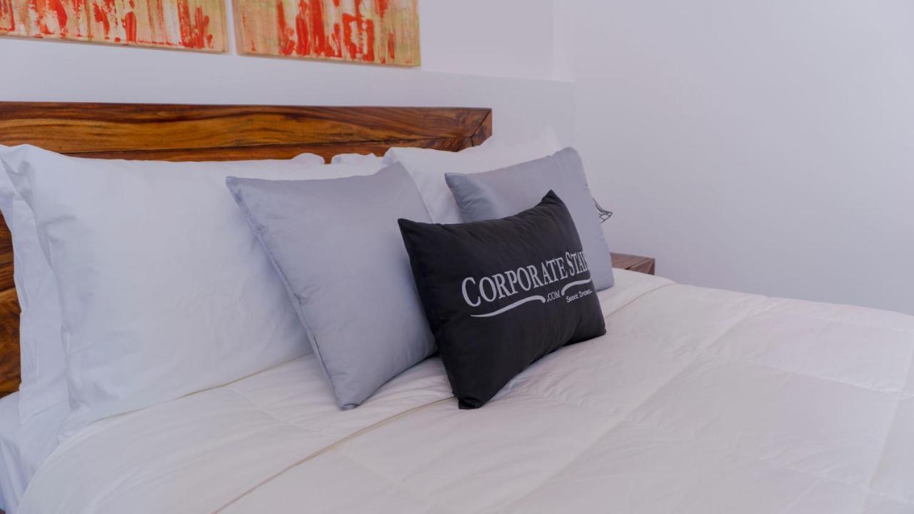 Corporate Stays - Arborea Flats - Modern 1Br Санта-Ана Экстерьер фото